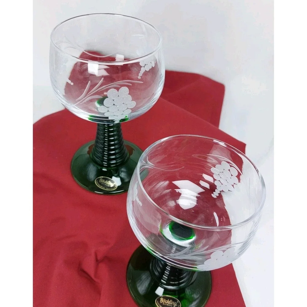 2 Vintage Böckling Roemer Wine Glasses Green Ribbed Stem Clear‎ Etched Grapevine